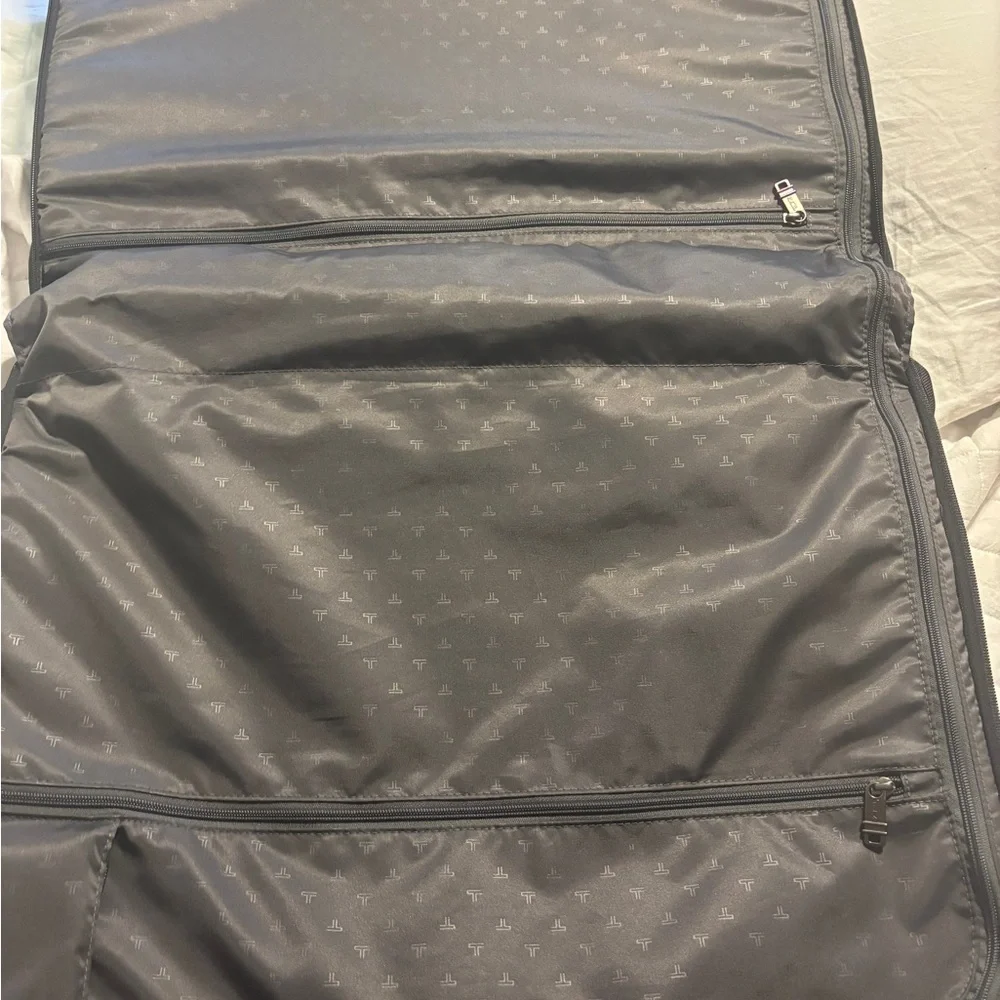 Tumi Alpha 2 Luggage Black Wheeled Carry on Garment Bag